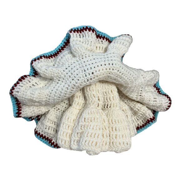 1980s Indigenous-Style Crochet Skirt Doll – 14" Handmade Display Doll with Beade - Picture 3 of 5